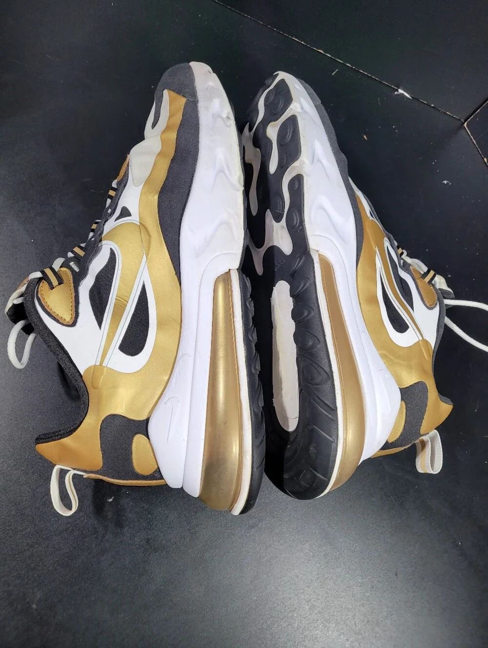 Nike Air Max 270 React Metallic Gold White Black Men's Size 11.5 CW7298-100